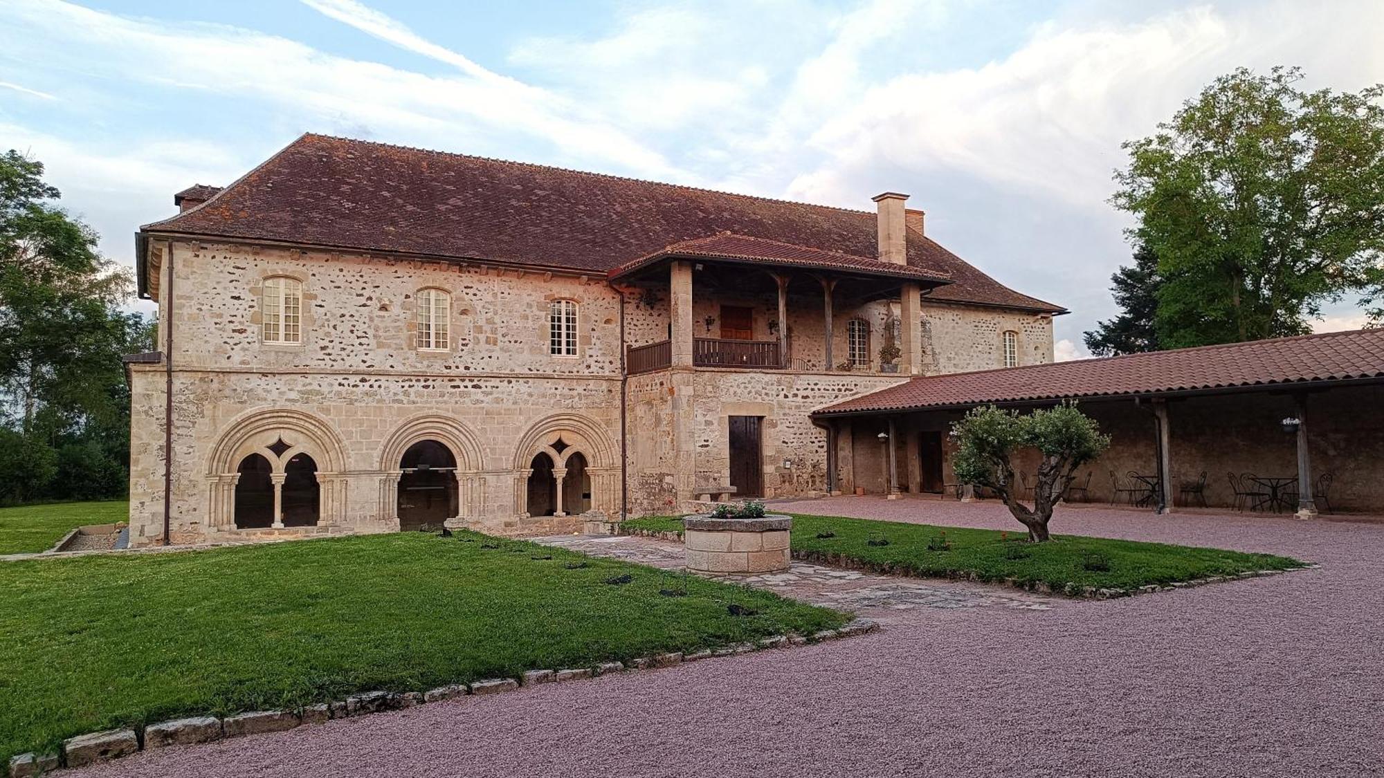 Abbaye Saint Gilbert Bed and Breakfast Exteriör bild